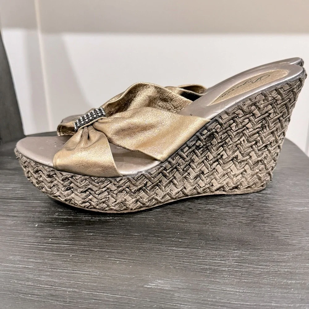 Dezario Casual Slip On Wedge Heel Sandal Womens Size 41